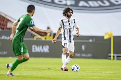 النني يقود وسط الجزيرة أمام العروبة في الدوري الإماراتي